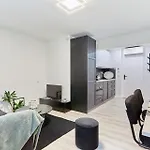 Residence Montparnasse By Studio Prestige